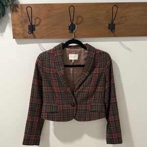 Elegant Plaid Blazer in Brown and Red